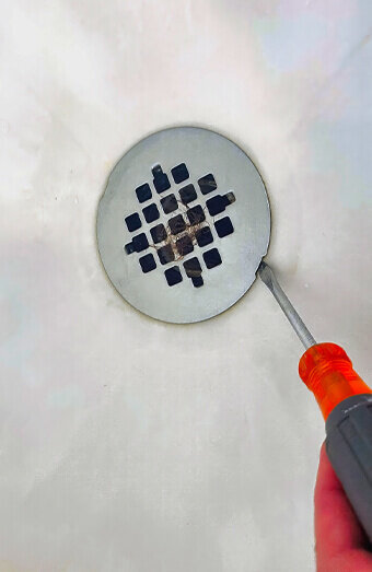 https://blockeddrainshuntingdale.com.au/uploads/2025/07/blocked-shower-drains-73622.jpg